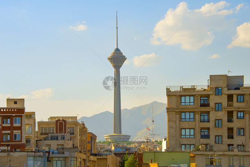 在伊兰州Tehran的Mild塔和公寓楼图片