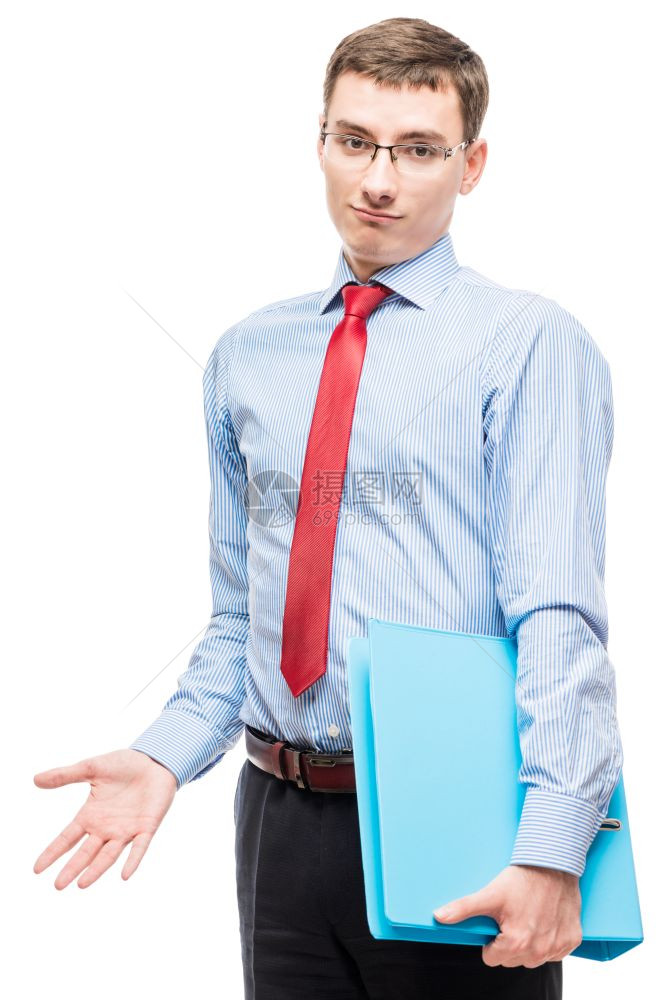 一个情绪化会计师的肖像一个大文件夹握在白色背景上图片