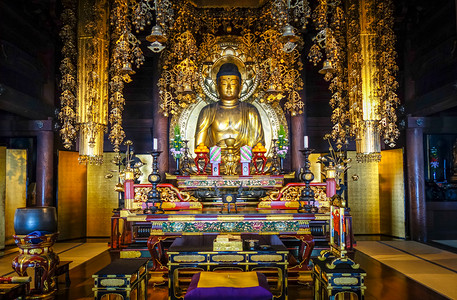 吉恩金佛像在寺庙京都日本日本京都千佛寺金佛背景