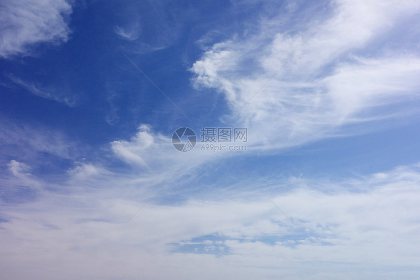 蓝天空作为背景图片