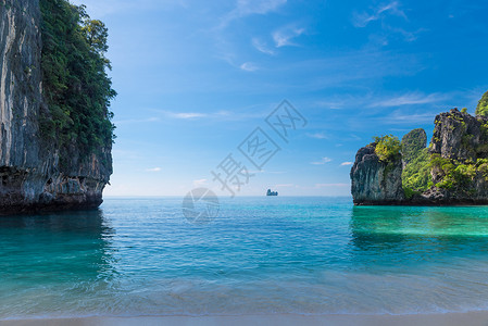 一张美丽的海湾图片在泰国洪岛图片