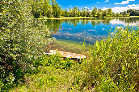湖绿地景观Chodravin地区croti高清图片