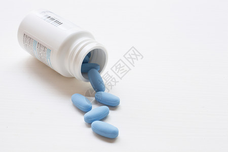 一瓶prep前预防用来防止一瓶prep前预防用于预防艾滋病背景为白色图片