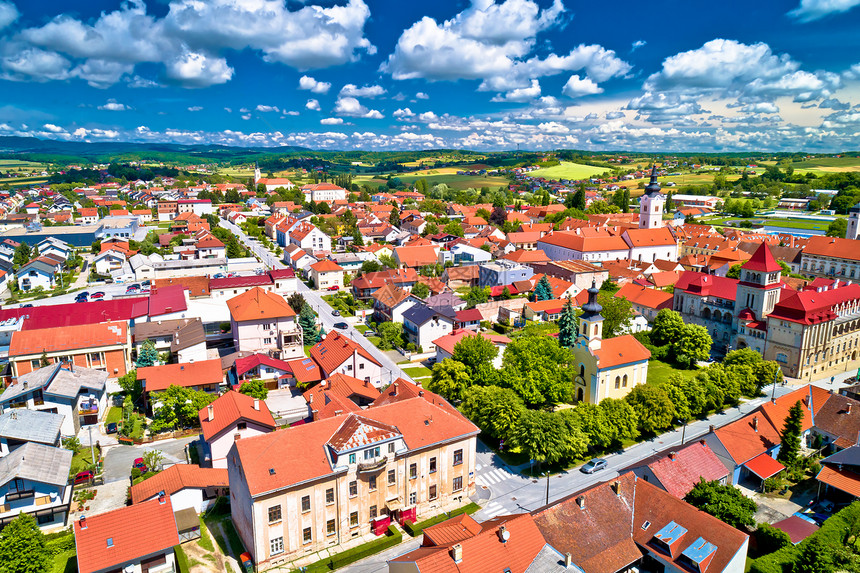 中世纪的克里兹耶夫奇镇空中观光克里戈耶地区克罗亚提图片
