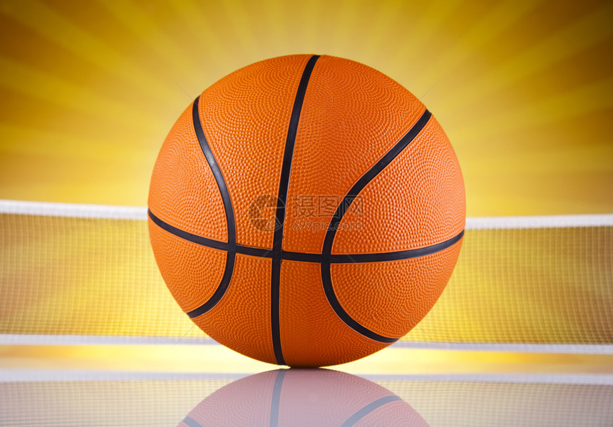 篮球阳光生动多彩的主题图片