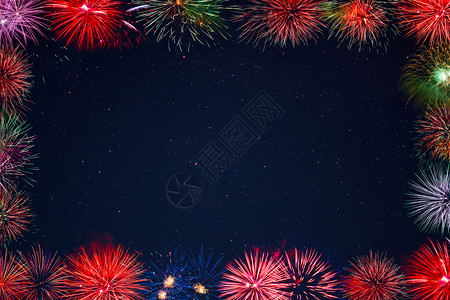 欢庆多彩的火花框架欢庆4月日独立圣诞节新年日的敬礼图片