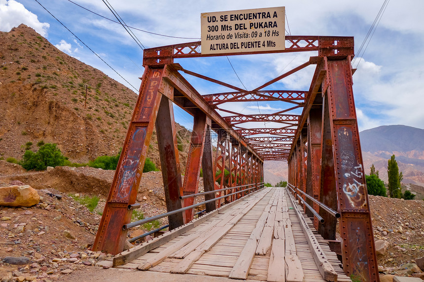 在蒂尔卡拉普的老桥阿根廷图片