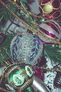 圣诞节树上装饰的假日背景古老的摄影效果图片