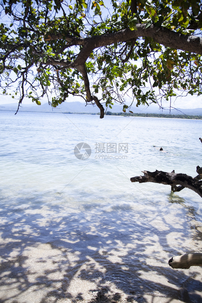 印度尼西亚吉利航空公司的海洋和海岸线图片