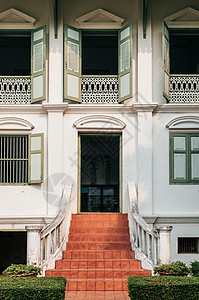 泰兰省古老的殖民住宅入口图片