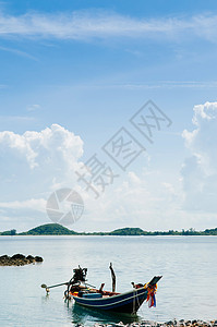 松鸣岩天空海湾高清图片