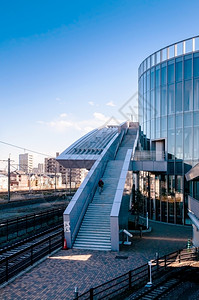 奥米亚铁路博物馆玻璃墙建筑背景图片