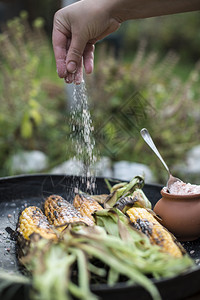 烤玉米的作料图片