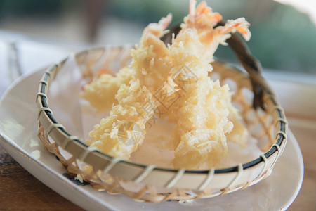 土豆炒虾日本式食品图片