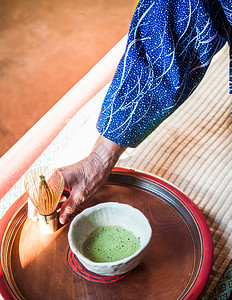 清茶日本青和服的女人图片