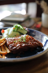 牛肉午餐图片