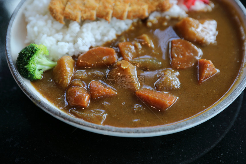 咖喱大米炒猪肉图片