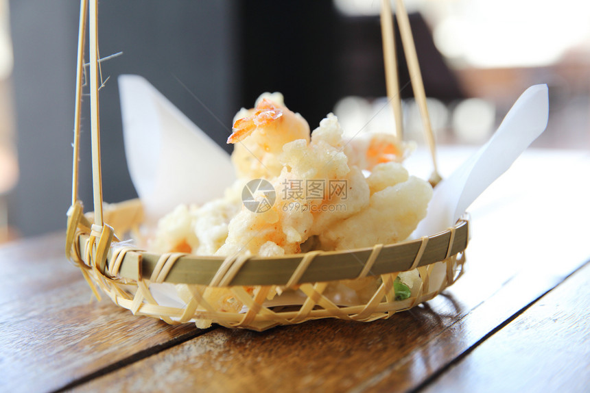 木本底虾日菜图片