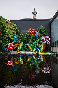 巴法力亚艺术家2013年5月9日纳加诺雅潘约伊库亚萨玛奥萨马波尔卡点雕塑宫本市艺术博物馆的有远见花朵专门博物馆是日本艺术家的装饰和绘画背景