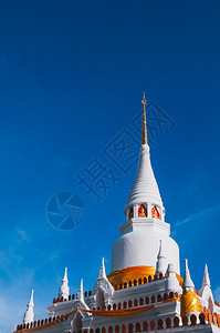 侗族大歌夏日大白塔瓦特法哈或大教堂夏日圣殿歌克拉泰兰背景