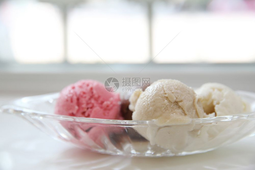 混合冰淇淋图片