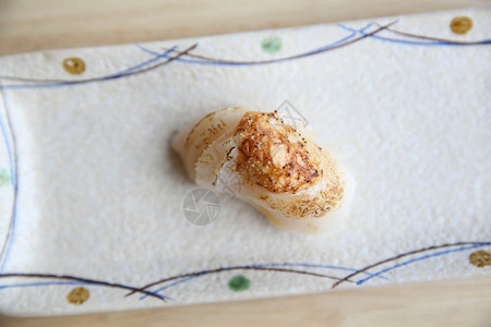 新鲜海扇贝寿司日本食图片