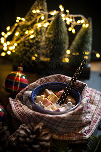 圣诞节的奶和棉花糖图片