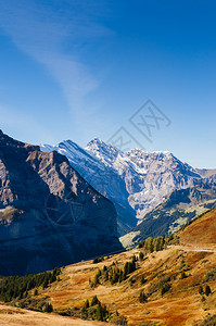 苏州狮山路Swisalp山丘的全景从Kydfrau地区的Eiegrltschr到远谷背景