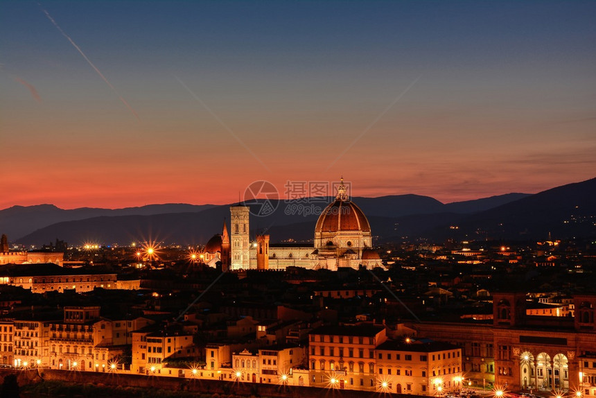 日落时在佛罗伦萨塔斯卡纳意大利图片