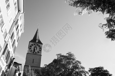 2013年9月日苏黎世维埃兹兰美丽的中世纪钟塔高清图片