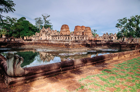 古老的赫默建筑位于泰国布里拉姆的普萨特穆朗坦城堡图片