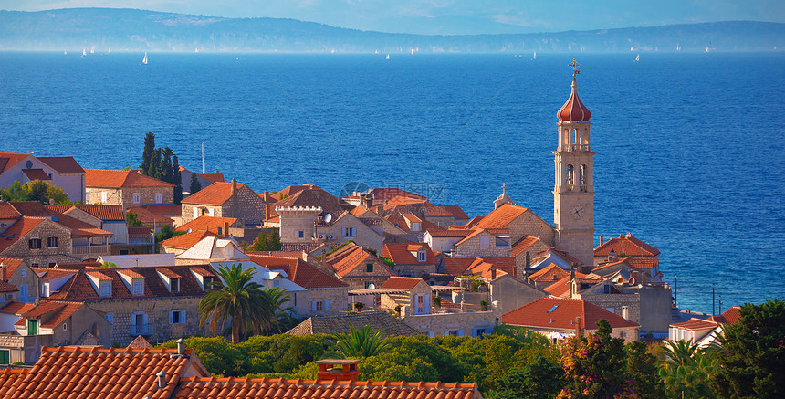 苏蒂万市天线全景布拉克岛croati图片