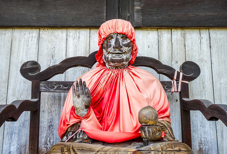 本祖鲁木雕像在天寺月神雕像高清图片