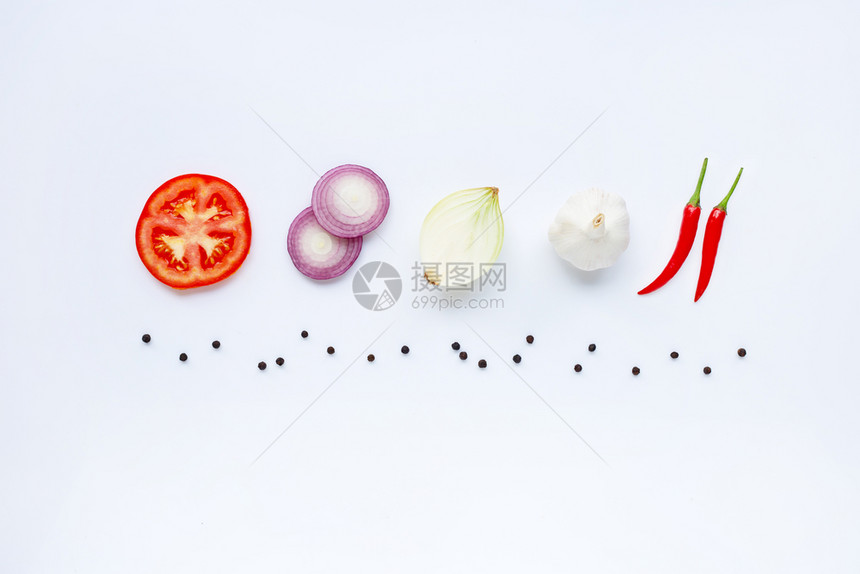 各种新鲜蔬菜和白药草健康饮食概念图片