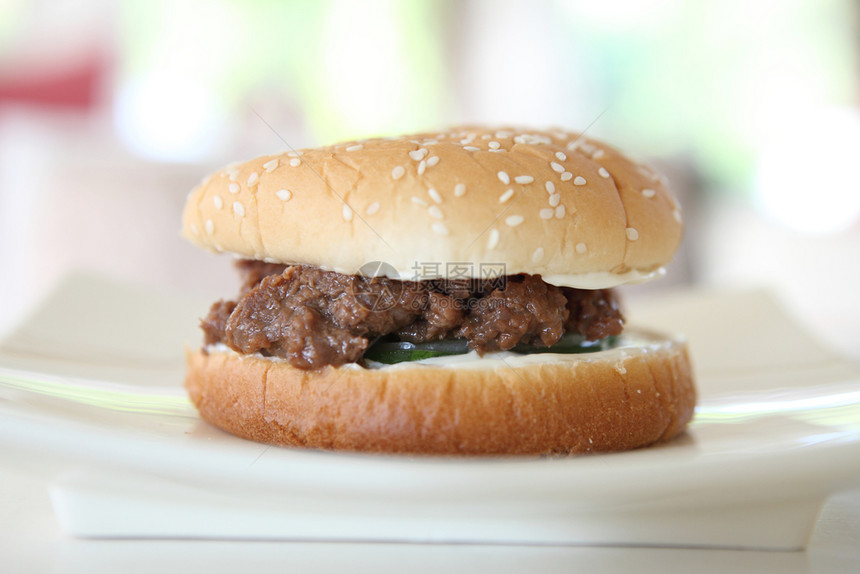 芝麻牛肉汉堡图片