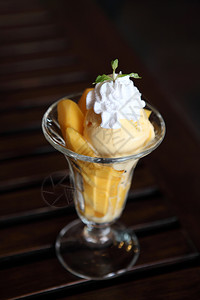 芒果冰淇淋图片