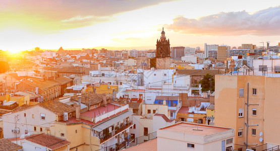 市中心Valenci市中心的日落全景和钟楼西班牙图片