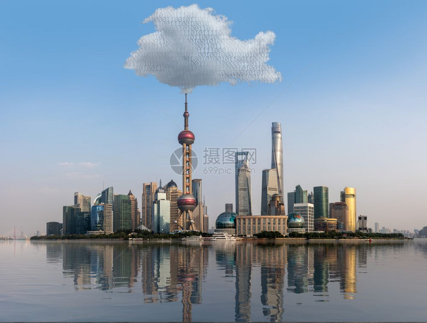 使用上海天线全景的云计算和互联网数据概念使用上海天线的云计算概念图片
