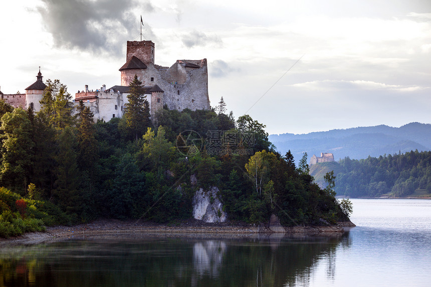 波兰著名的城堡风景图片