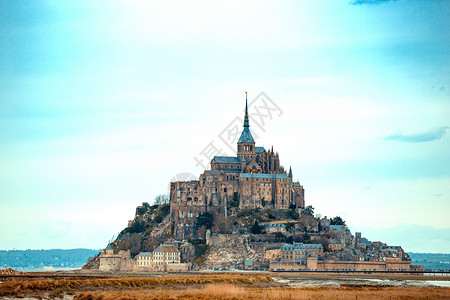 美丽的有名城堡蒙特桑密规范法兰西背景图片