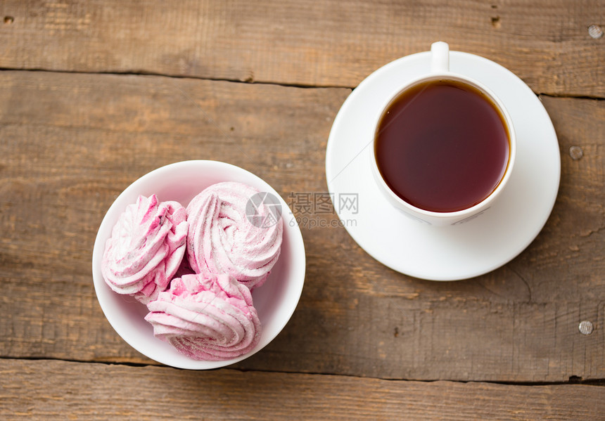 果棉花糖和木本底茶杯图片