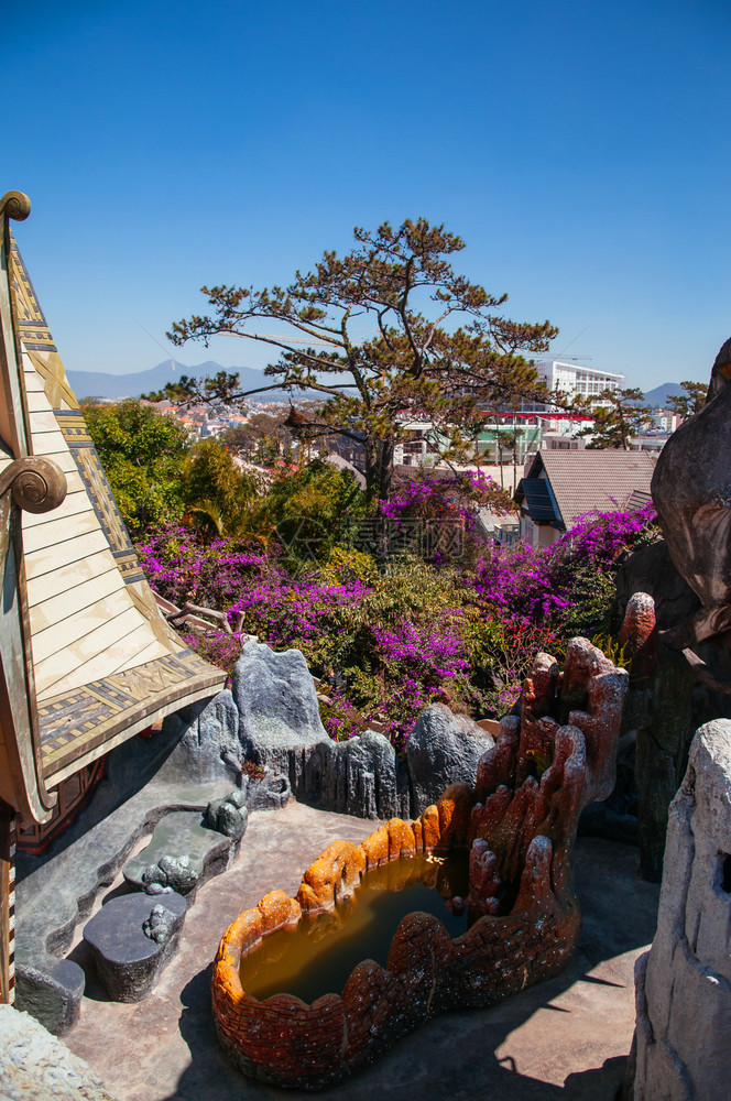 2014年6ebdaltvienam幻想外和疯人院花园狂的房子挂Nga宾馆城市中最著名的旅游景点图片
