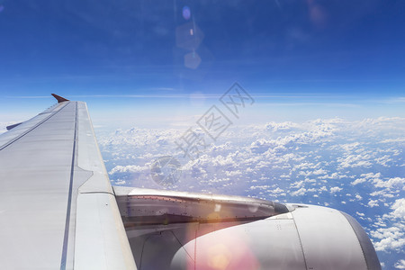飞机外面美丽的风景背景图片