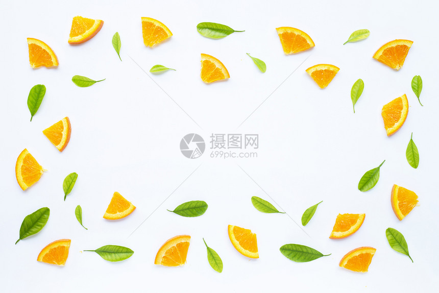 高维生素c由白底绿色叶子和新鲜橙切片制成的框架图片