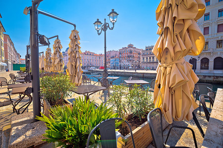 在意大利咖啡厅风景中在意大利的furliVenzagul地区图片
