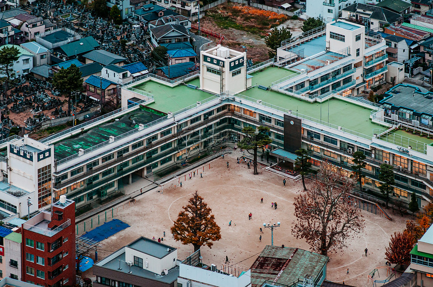 29018TomyJapn利用足球场对Chickaw区住宅高中建筑进行空观察图片