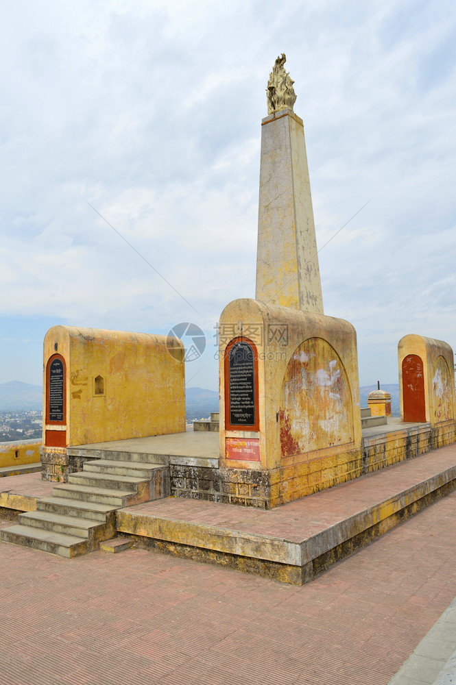 1830年由chatrpisinhmarj建造的一座纪念碑建于1857年伟大自由战斗的士们记忆中图片