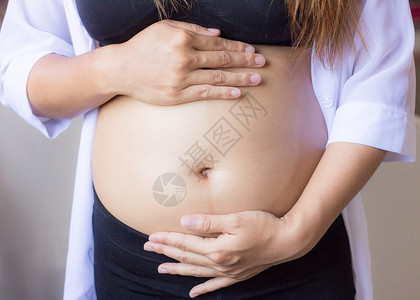 怀孕少女背景图片