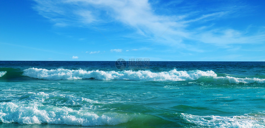 美丽的海景和蓝色天空沙滩概念是旅行宽广的照片图片