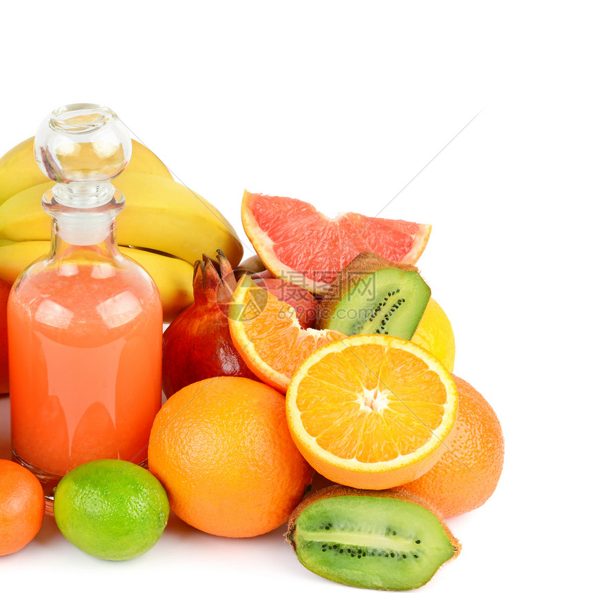 一组水果和汁分离在白色背景有机食品图片